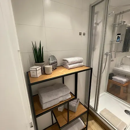 Mews Lägenhet