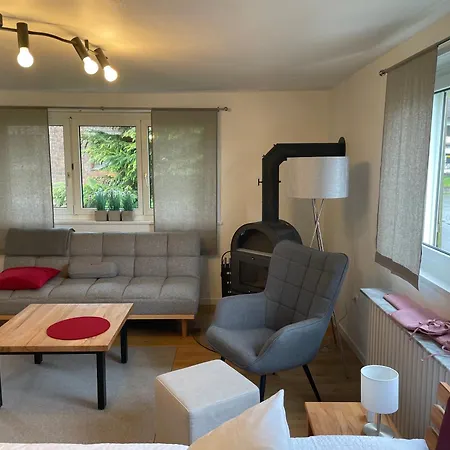 Mews Apartman *